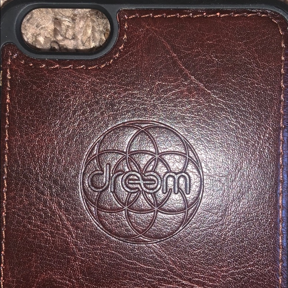 Case - Picture 3 of 3